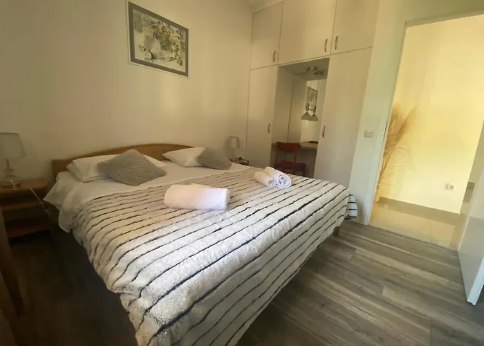 Ana Apartamento Dobropoljana